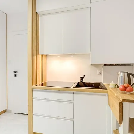 Ola Apartment *