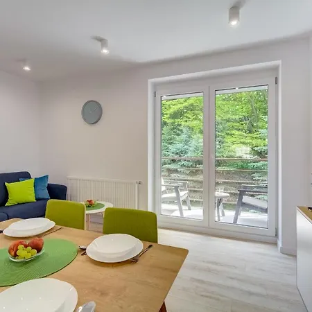 Ola Apartment *